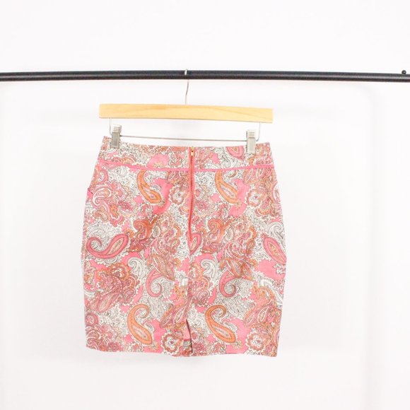 *H&M Mini Petal Hem Skirt - Picture 7 of 9